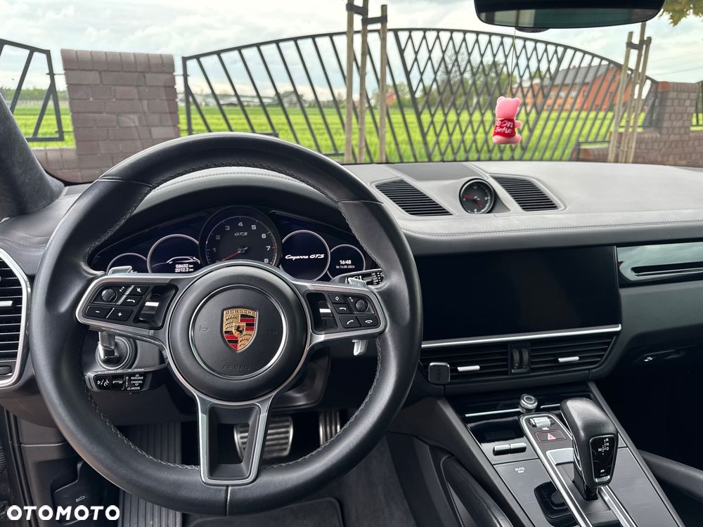 Porsche Cayenne GTS - 14