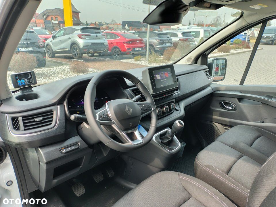 Renault Trafic - 11