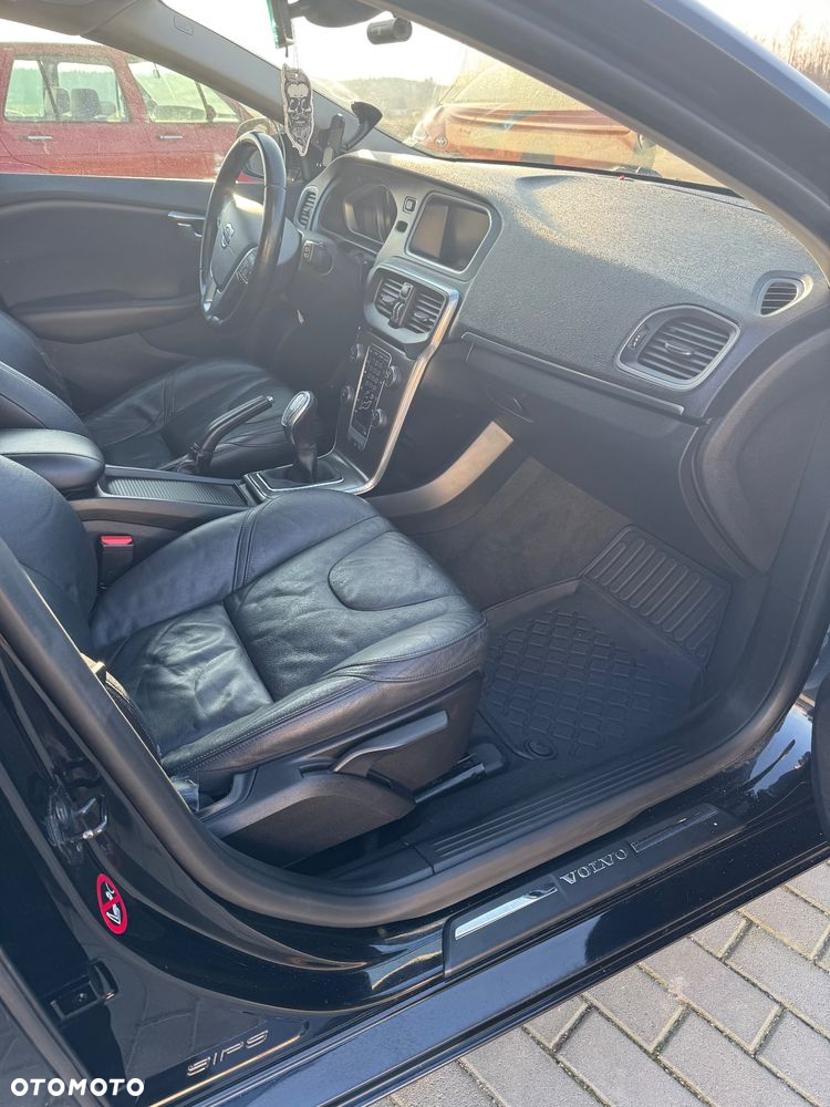 Volvo V40 - 9