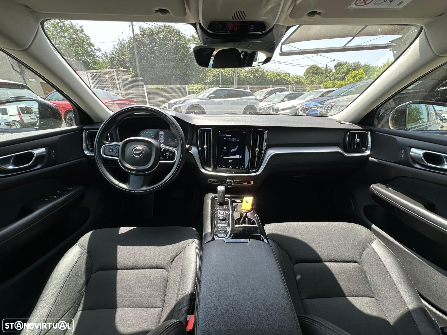 Volvo V60 2.0 T6 AWD TE R-Design Expression - 14