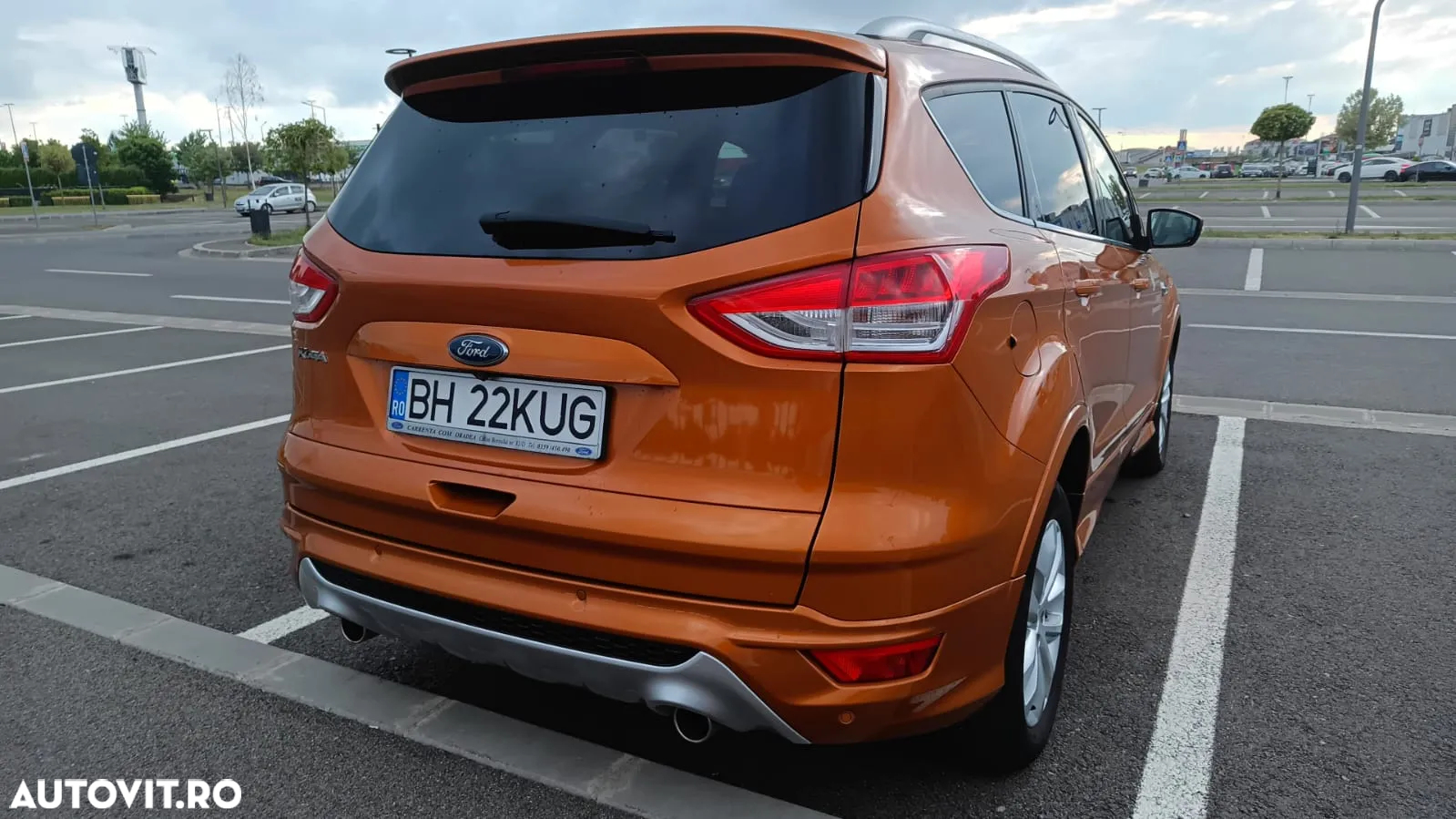 Ford Kuga 2.0 TDCi Powershift 4WD Titanium - 2