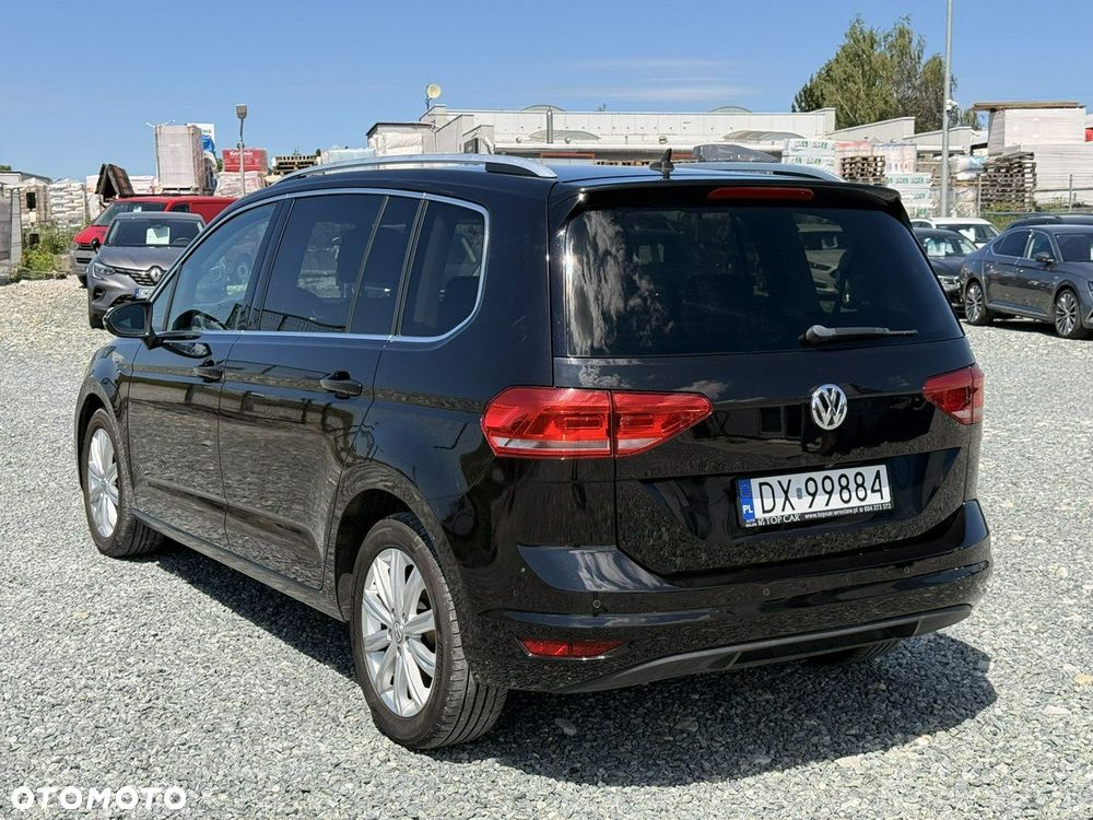 Volkswagen Touran 1.6 TDI BMT Comfortline - 4