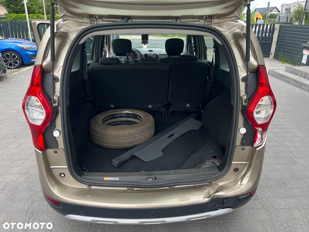 Dacia Lodgy Blue dCi 115 Stepway - 11