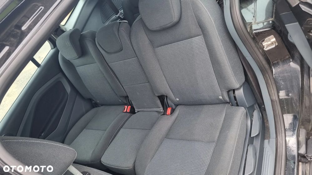 Ford Grand C-MAX - 15