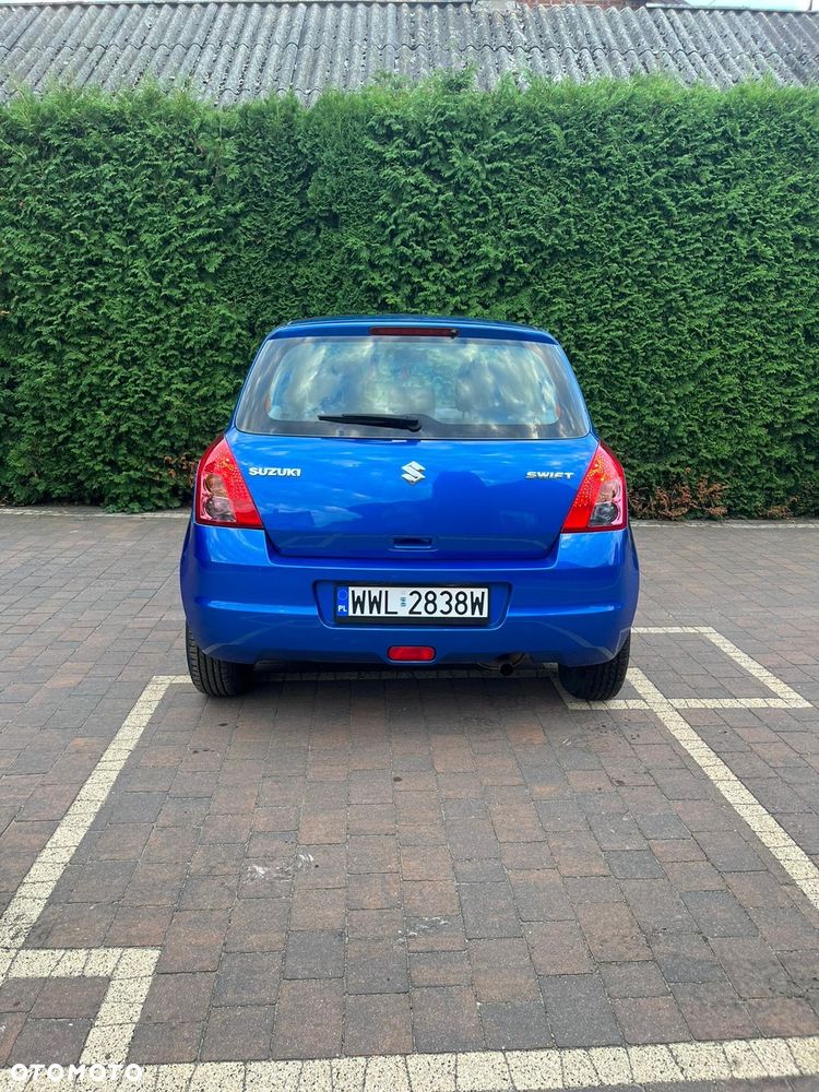 Suzuki Swift 1.3 Club - 7