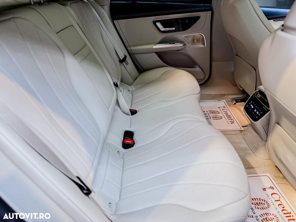 Mercedes-Benz EQE 300 AMG Line - 23