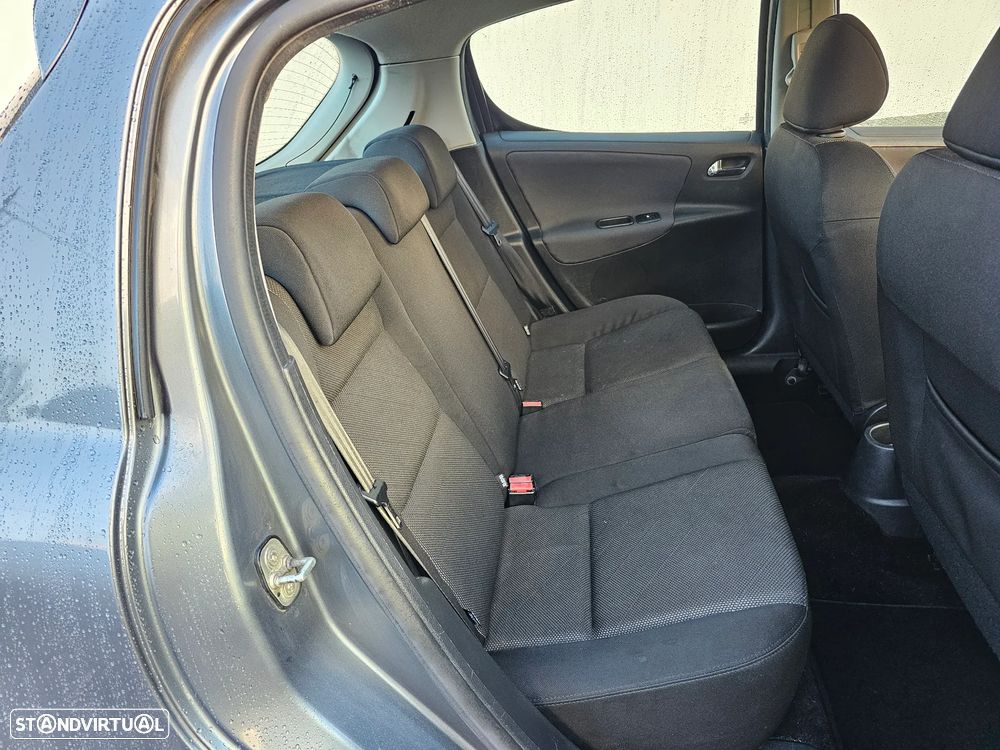 Peugeot 207 1.6 HDi Sport - 23