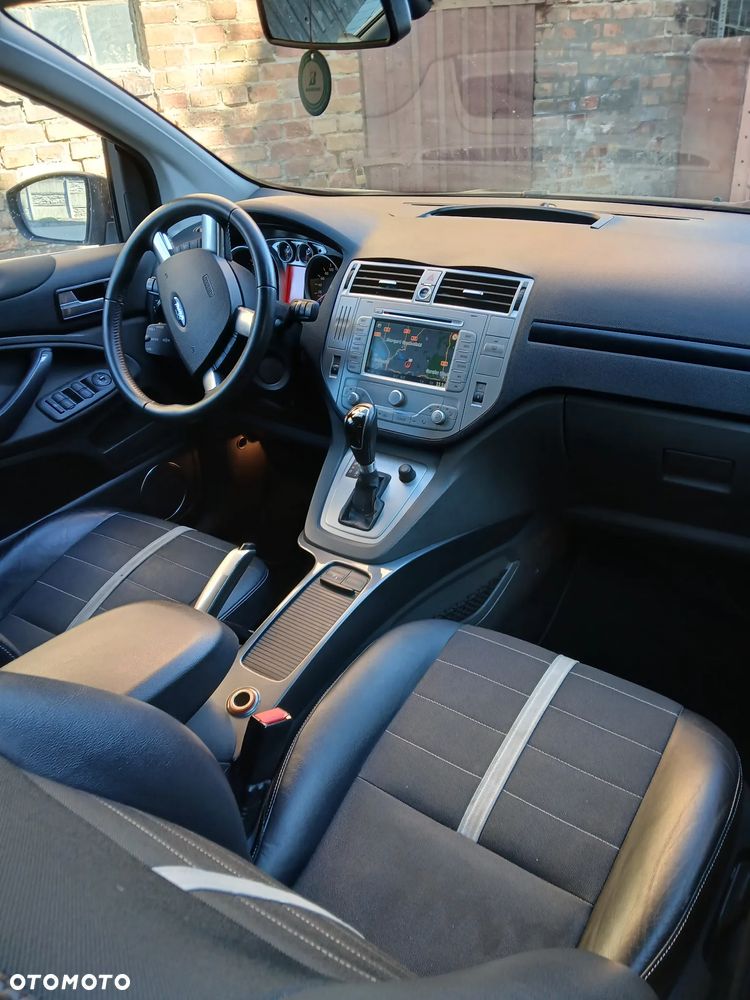 Ford Kuga - 18