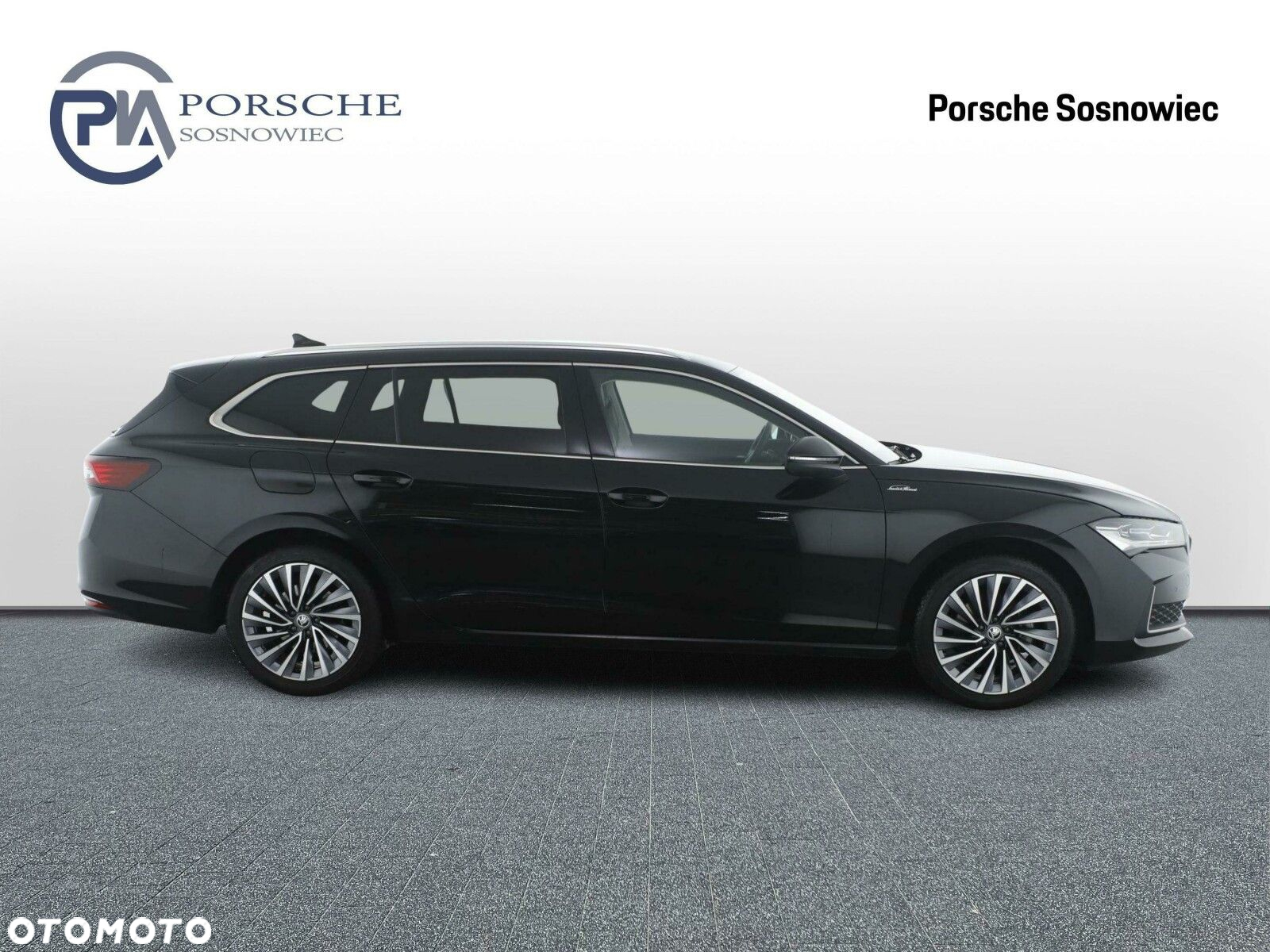 Skoda Superb 1.5 TSI L&K DSG - 8