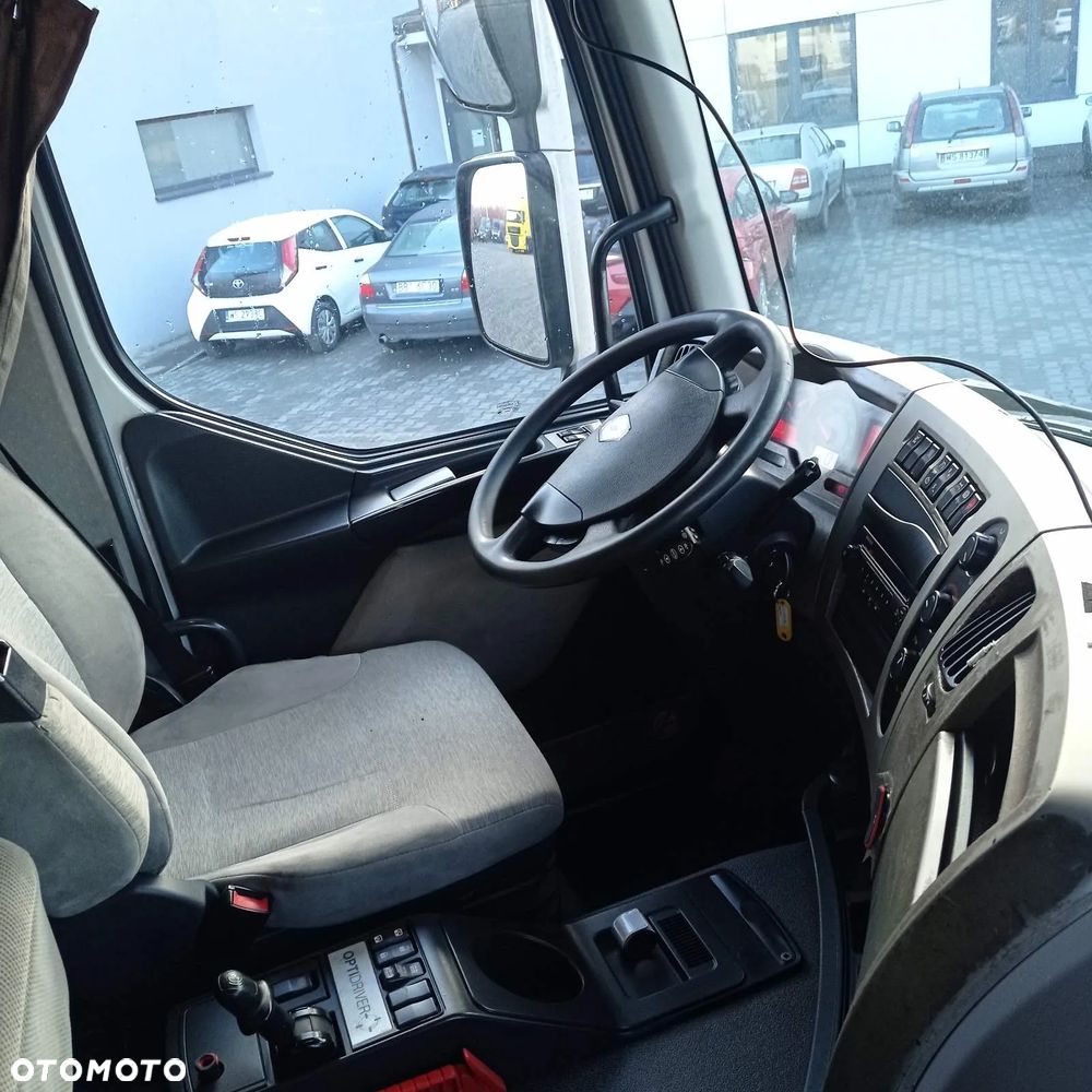 Renault Premium - 7