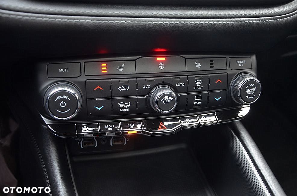 Dodge Durango 3,6 Limited - 31