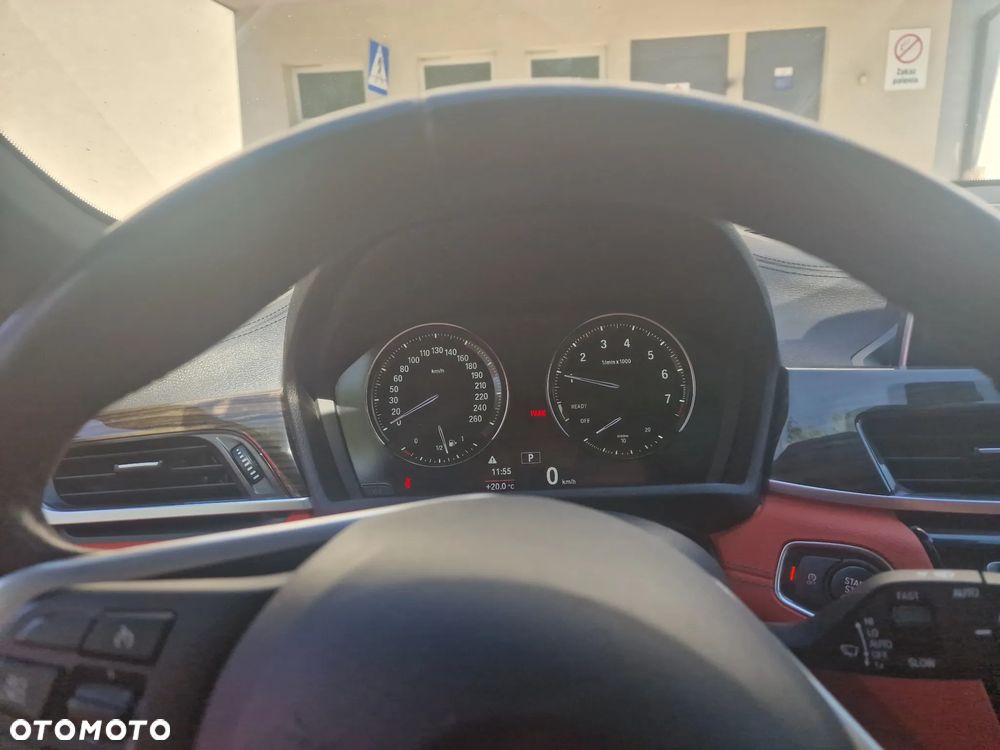 BMW X2 - 24
