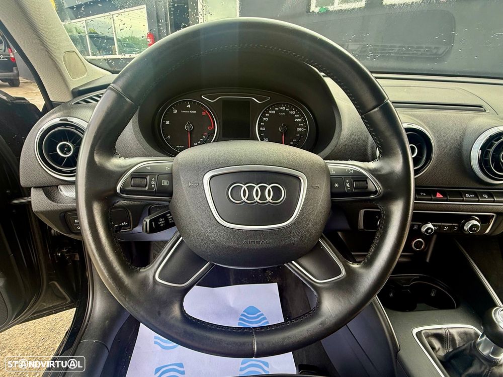 Audi A3 Sportback 1.6 TDI Attraction - 14