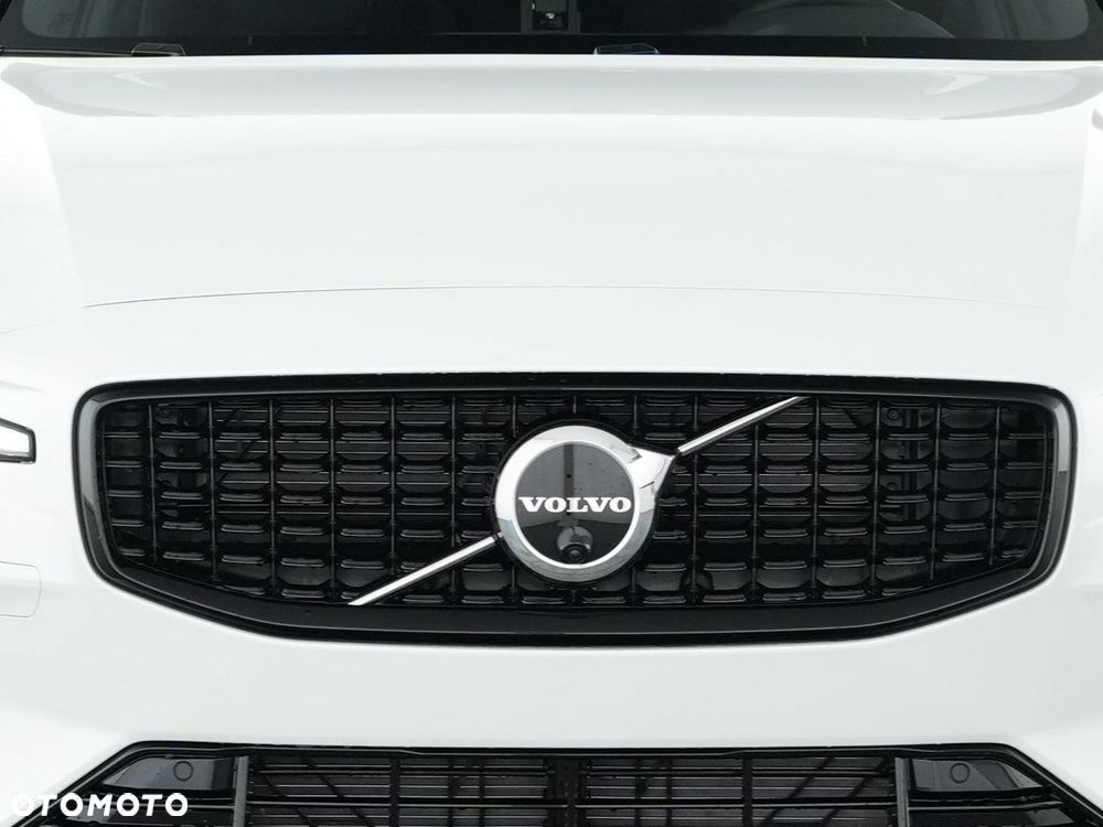 Volvo V60 B4 B DKG Ultra Dark - 4