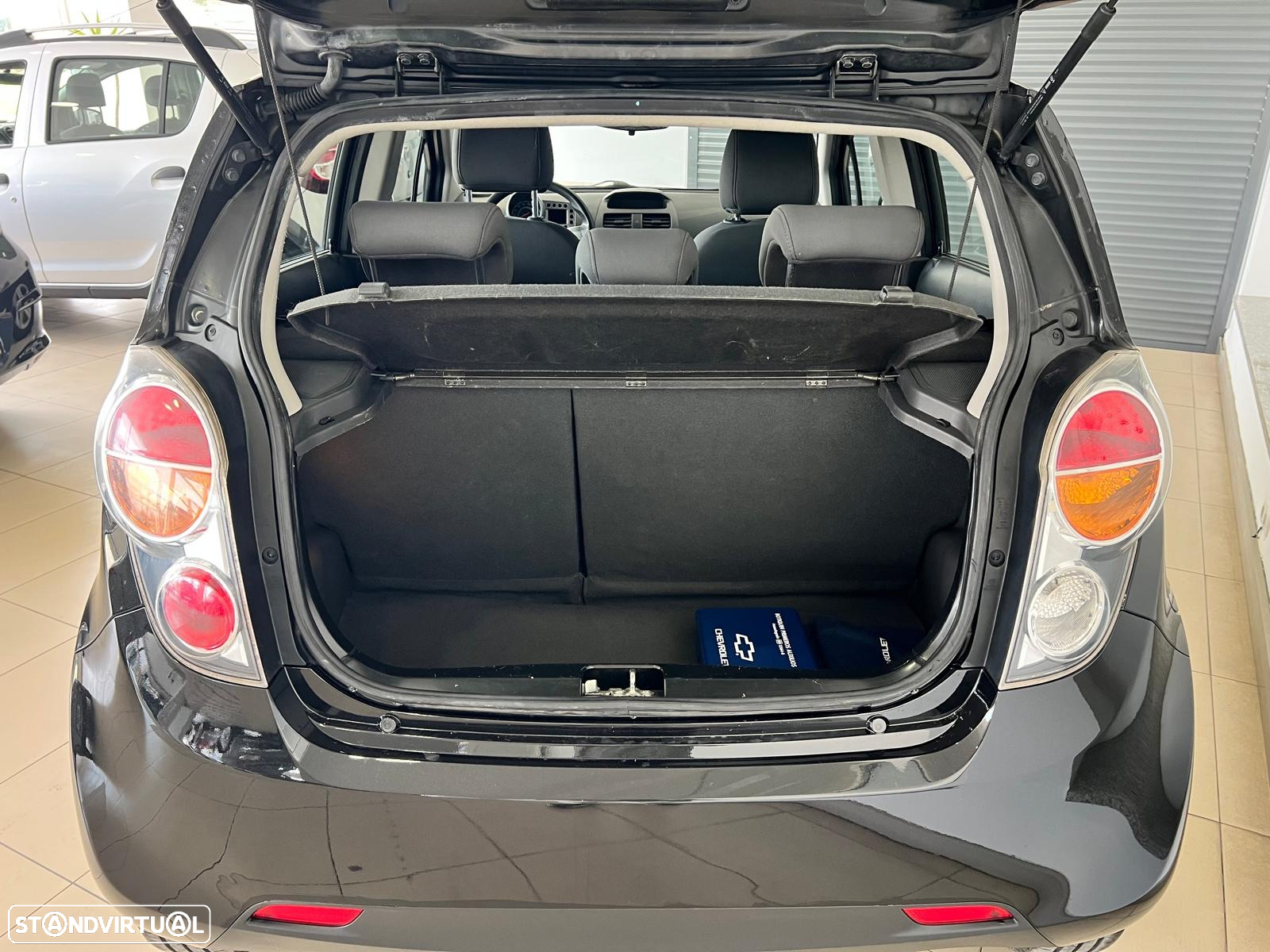 Chevrolet Spark 1.0 LS - 10