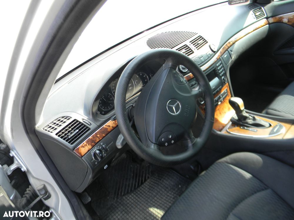 Dezmembrari  Mercedes-Benz E-CLASS (W211)  2002  > 2009 E 220 T CDI ( - 7