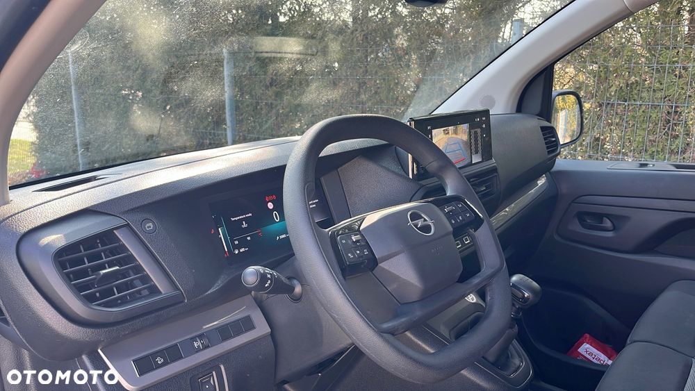 Opel Vivaro - 10