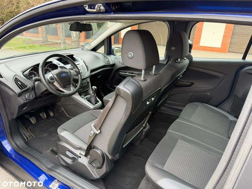 Ford B-MAX - 11