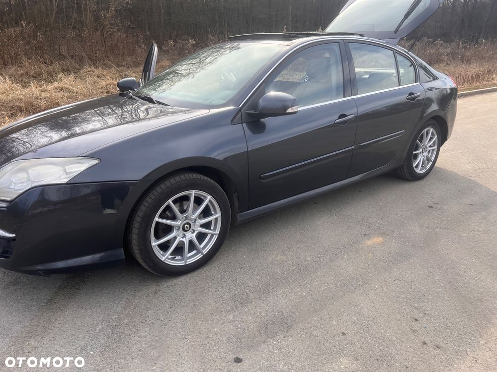 Renault Laguna 2.0 dCi Initiale - 3