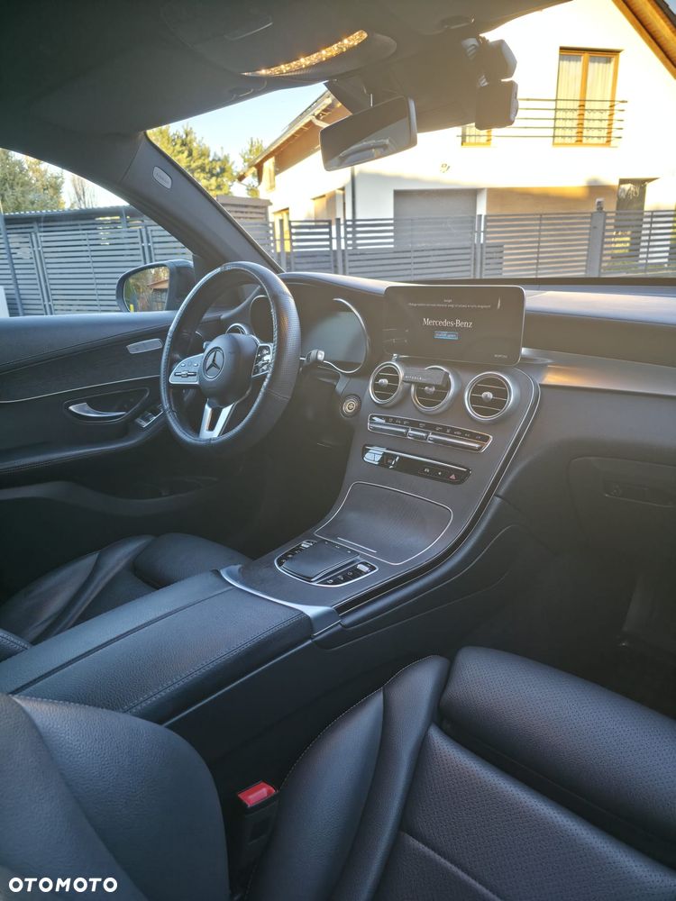 Mercedes-Benz GLC - 16