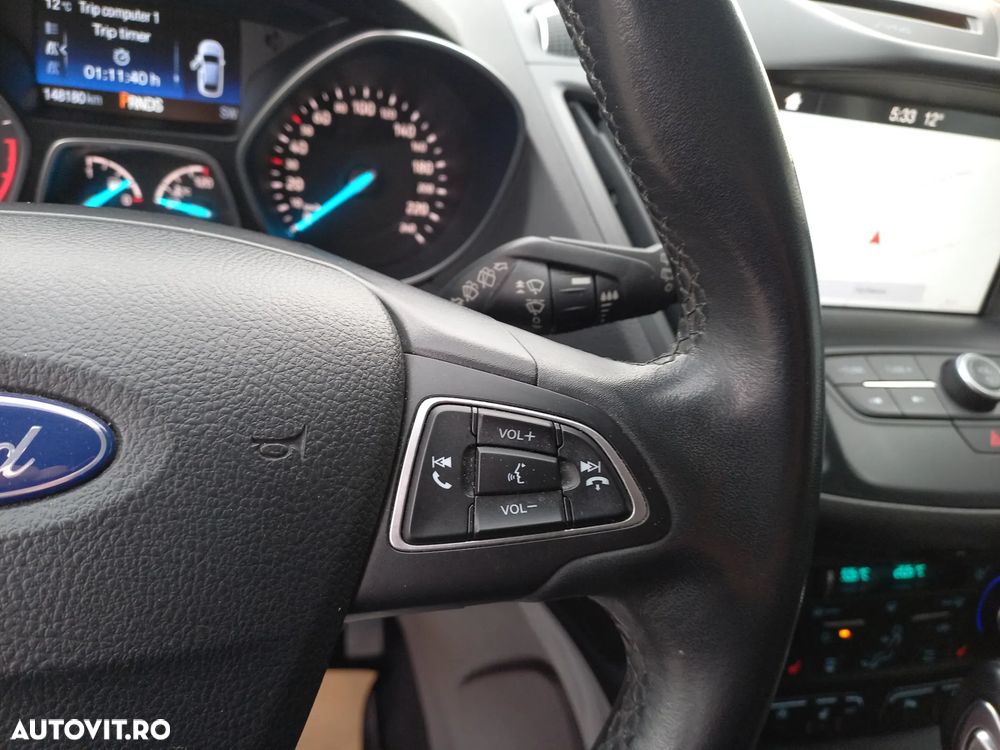 Ford Kuga 2.0 TDCi 4WD Powershift Titanium - 22