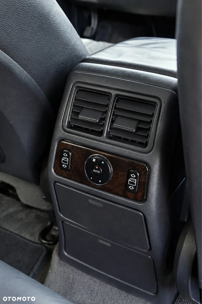 Mercedes-Benz ML - 22