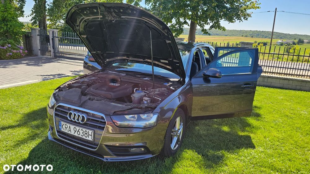 Audi A4 Avant - 11