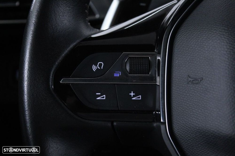 Peugeot 5008 1.5 BlueHDi Allure Pack EAT8 - 22