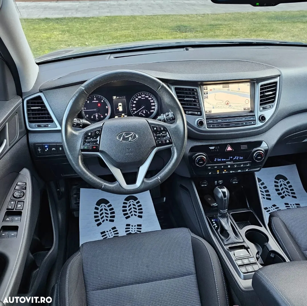 Hyundai Tucson 2.0 CRDI 4WD 8AT Luxury - 14
