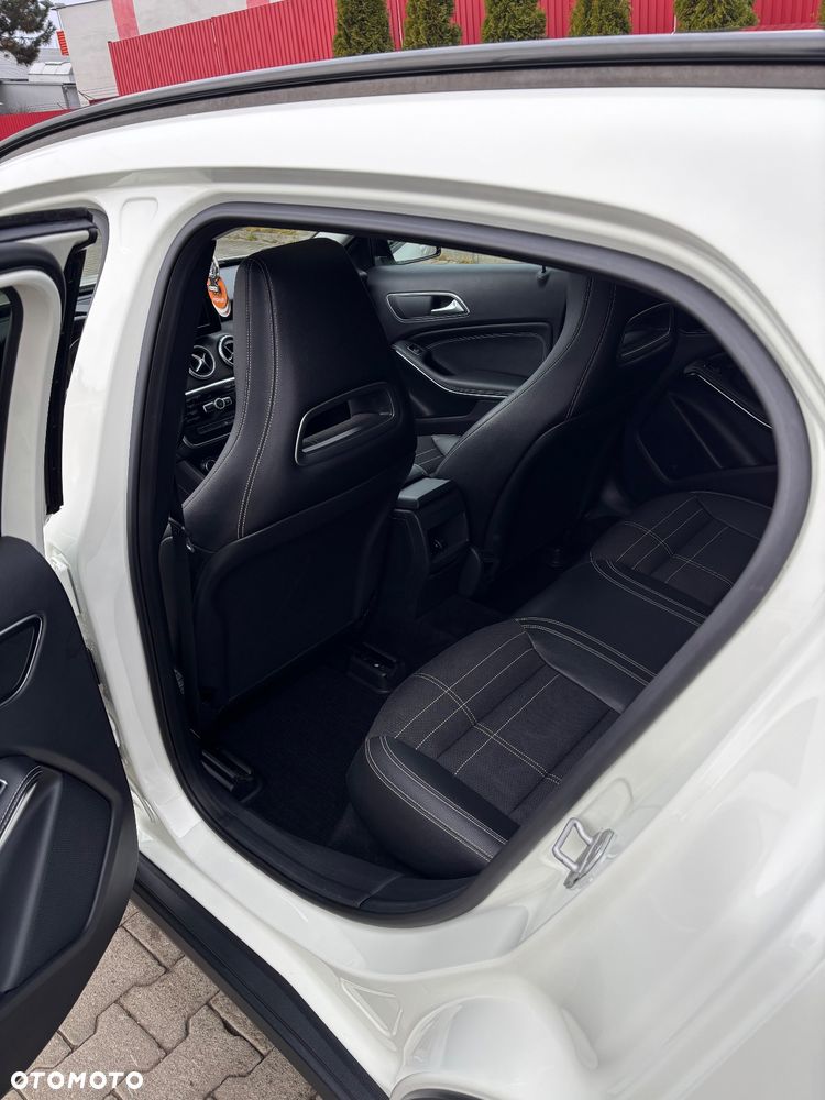 Mercedes-Benz GLA 200 (CDI) d - 8