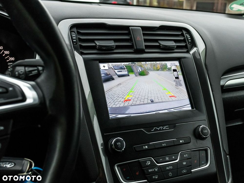 Ford Mondeo - 23