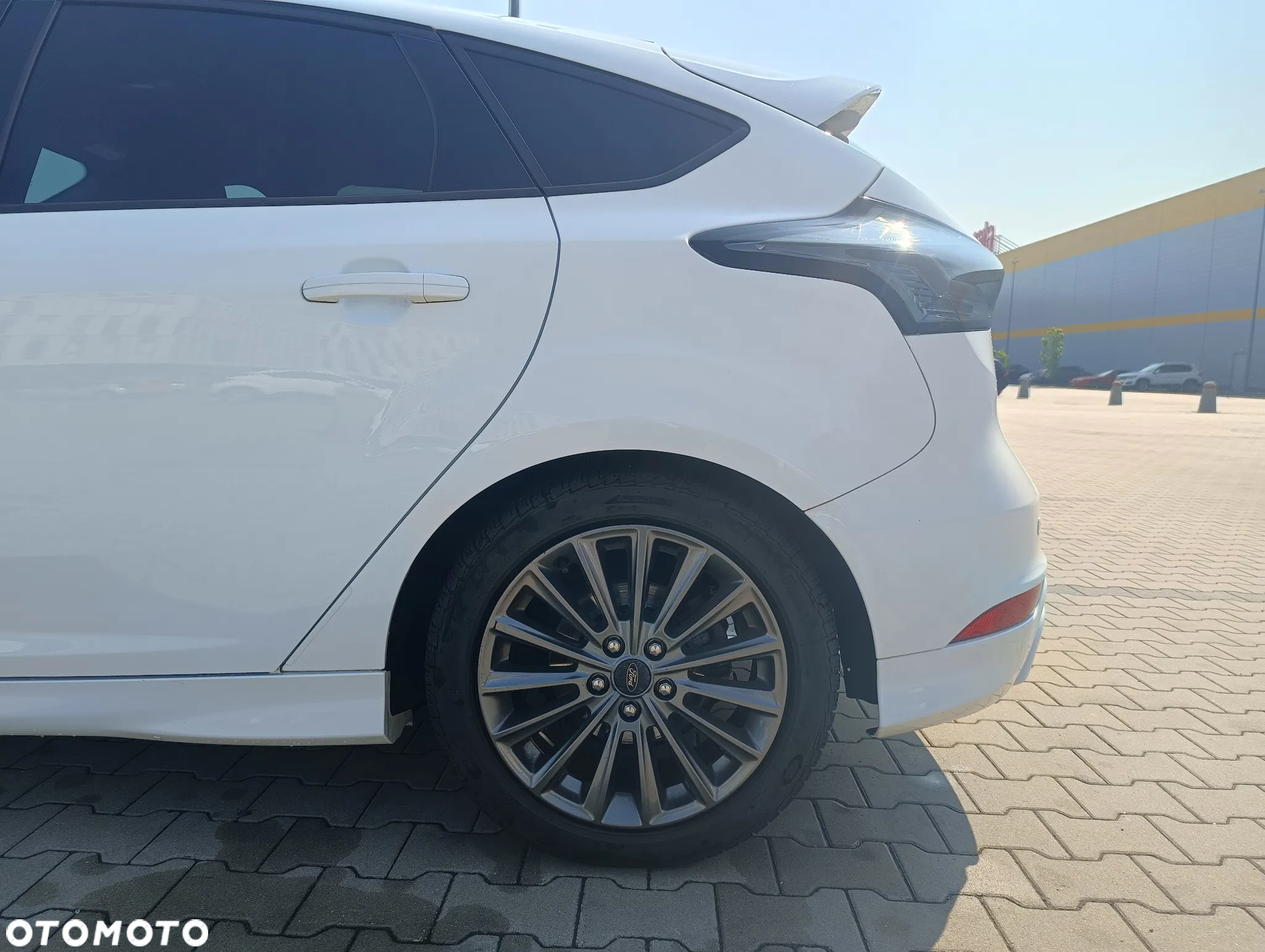Ford Focus 1.5 EcoBoost ST-Line Black ASS - 15