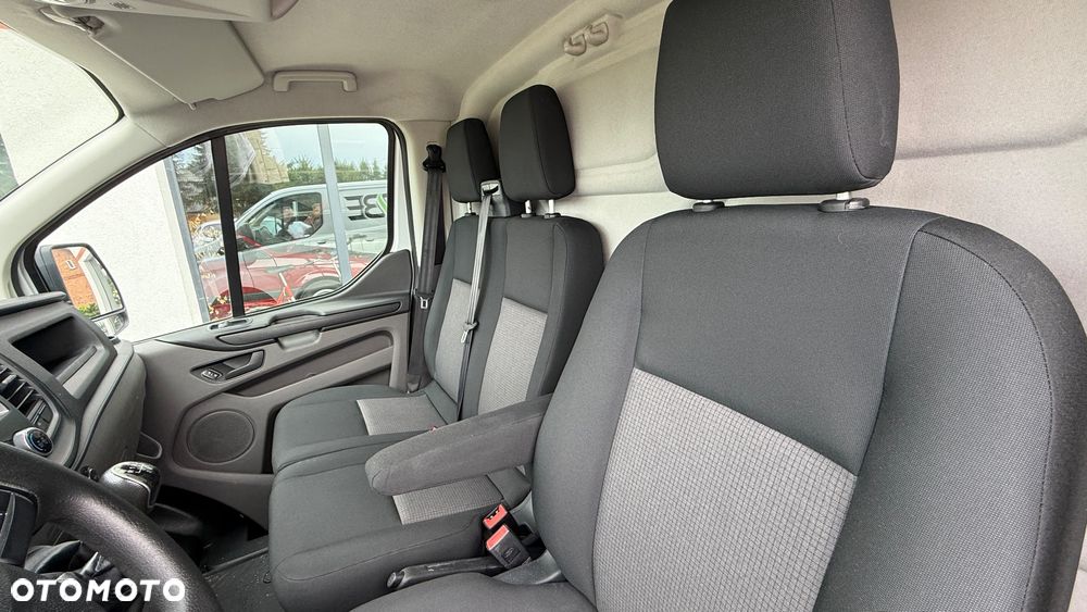 Ford Transit custon - 19