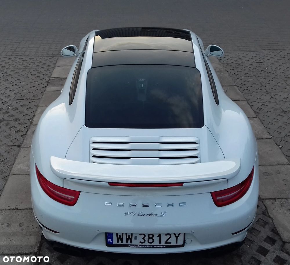 Porsche 911 Turbo S - 8