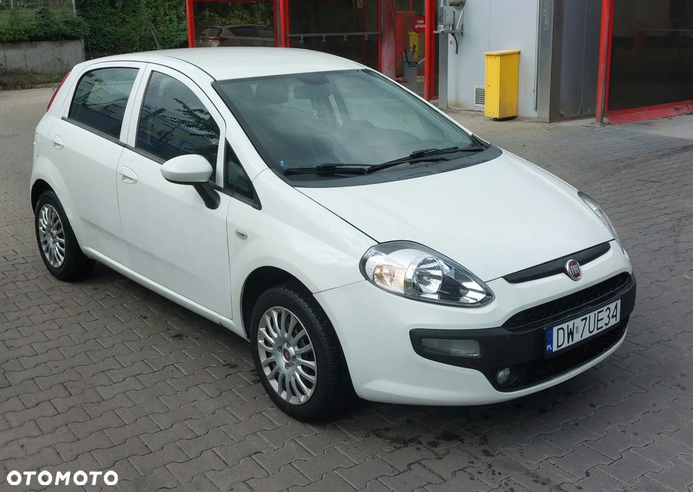 Fiat Punto 1.4 Easy S&S - 1