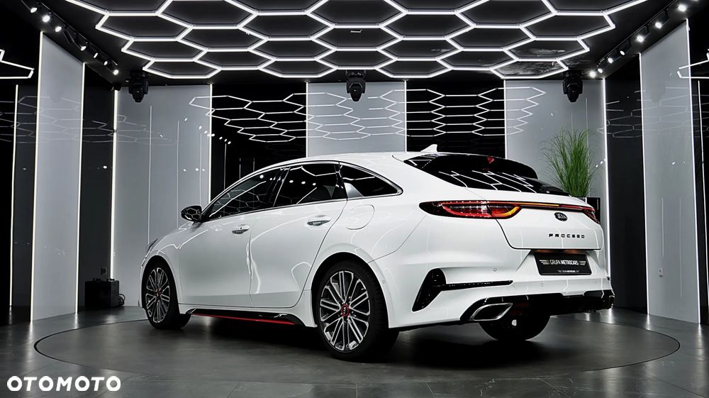Kia ProCeed 1.6 T-GDI GT DCT - 7