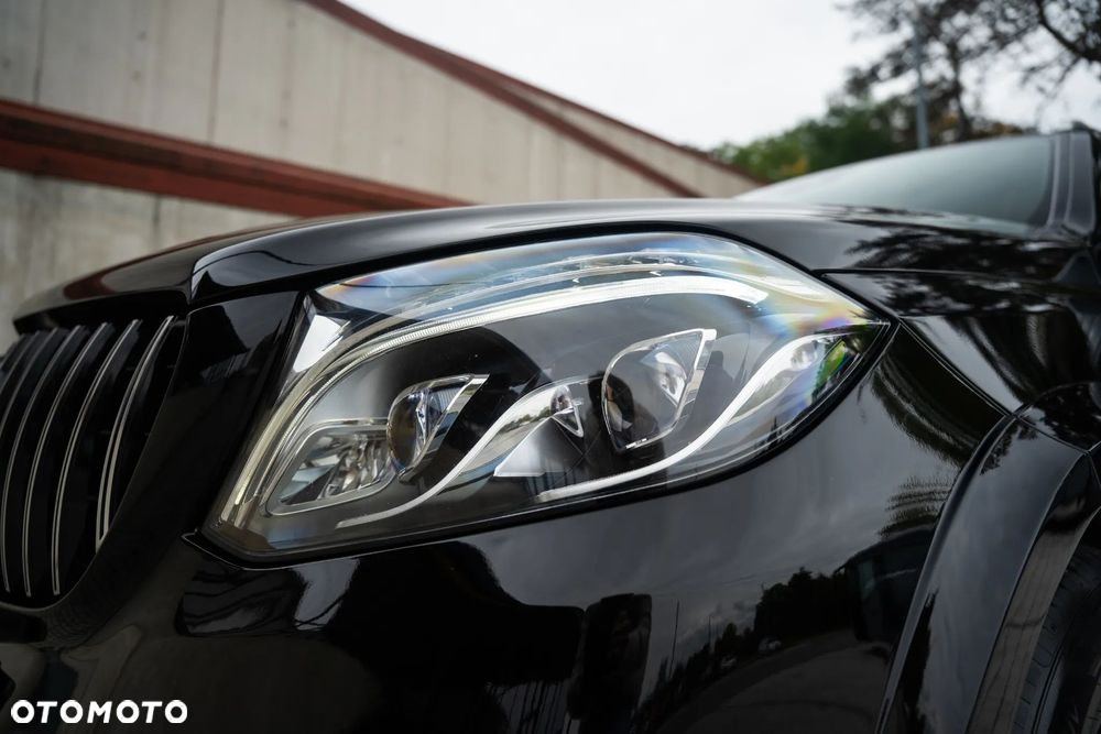 Mercedes-Benz GLS - 7