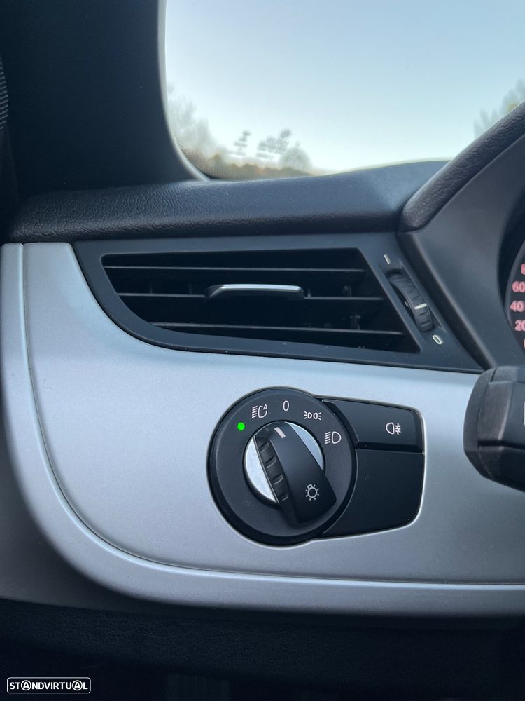 BMW Z4 sDrive20i - 27