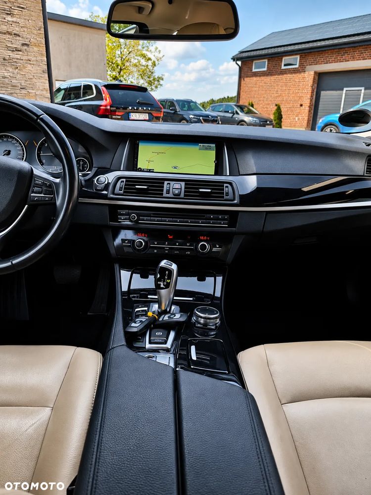 BMW Seria 5 520d Efficient Dynamics Edition Sport Line - 15