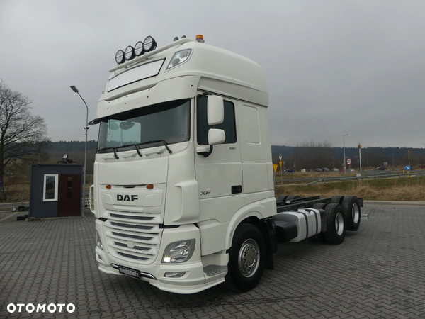 DAF XF 106.530 / 6x2 / EURO 6 / RETARDER / RAMA DO ZABUDOWY /