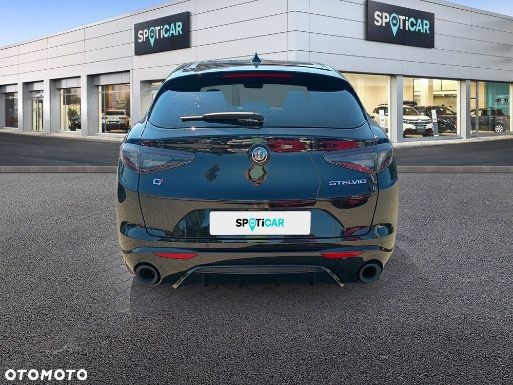 Alfa Romeo Stelvio 2.0 Turbo Veloce Q4 - 5