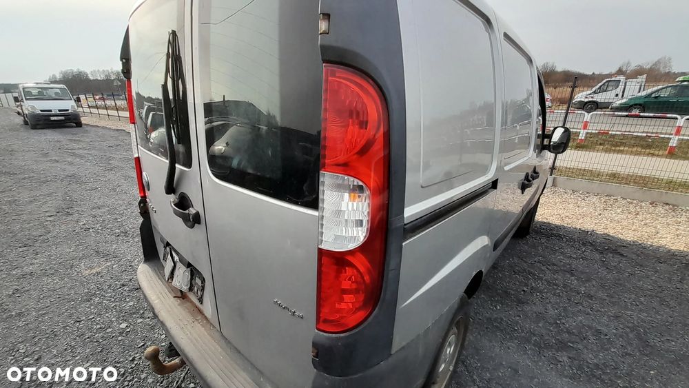 FIAT DOBLO I LIFT LAMPA LEWY PRAWY TYŁ TYLNA LEWA PRAWA nr. FD1L - 2
