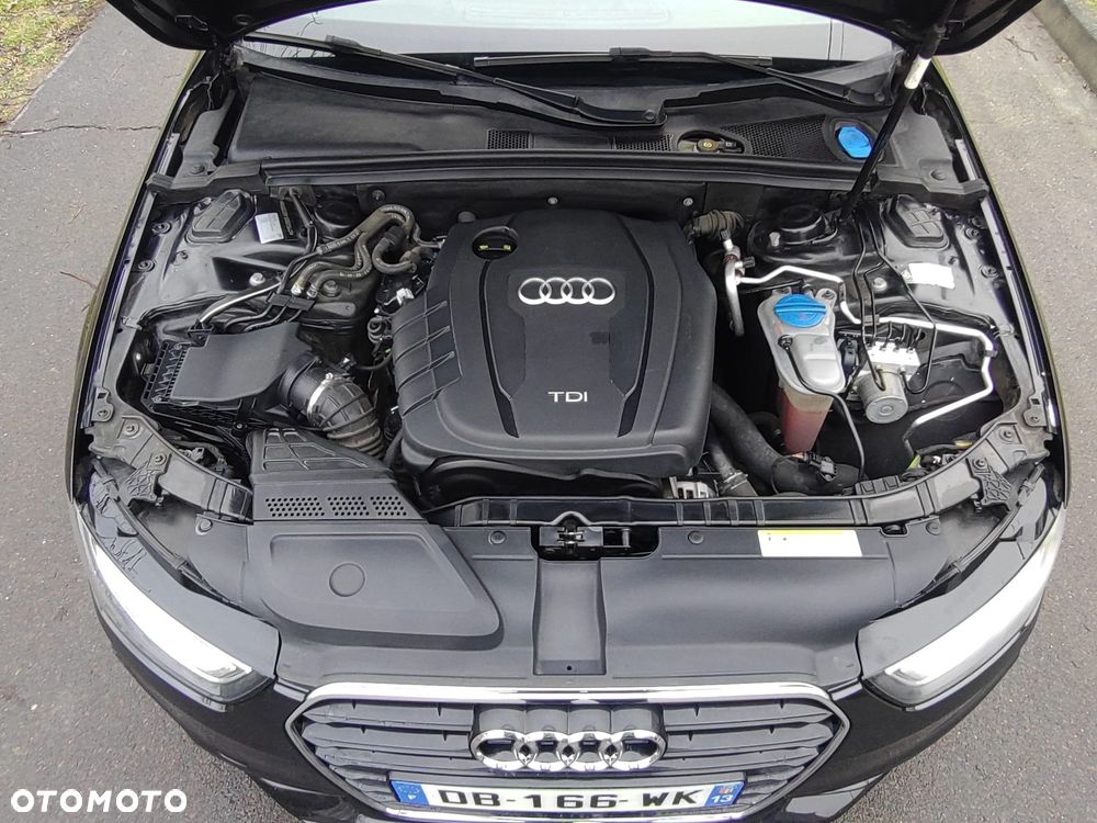 Audi A4 Avant 2.0 TDI Quattro S tronic - 23