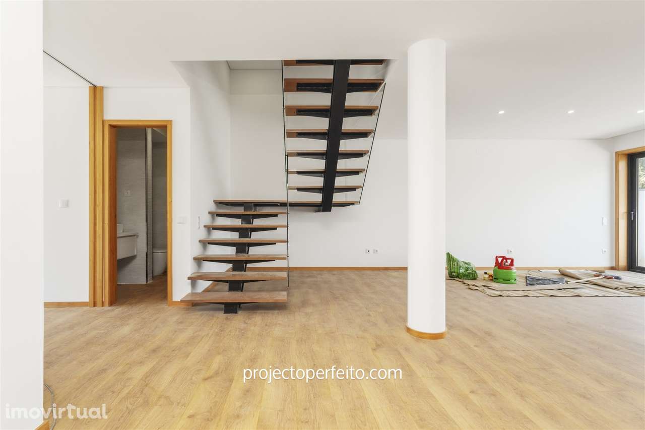 Moradia Geminada T3 Venda em Rio Meão,Santa Maria da Feira - Grande imagem: 3/21