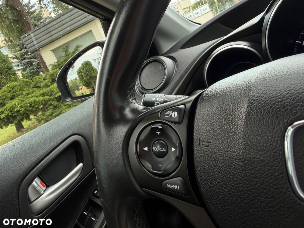 Honda Civic 1.8 Executive NAVI - 39