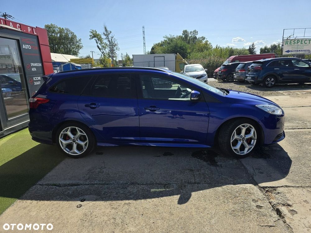 Ford Focus - 4