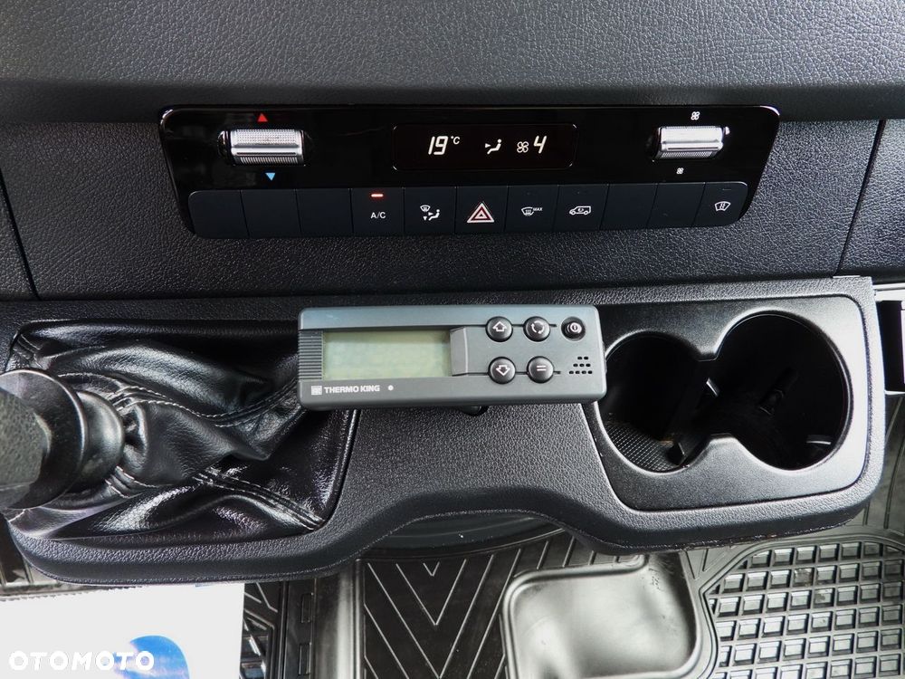 Mercedes-Benz SPRINTER 516 CHŁODNIA KONTENER -5*C 8 PALET ZASILANIE 230V BLIŹNIACZE KOŁA KLIMATYZACJA  160KM - 35