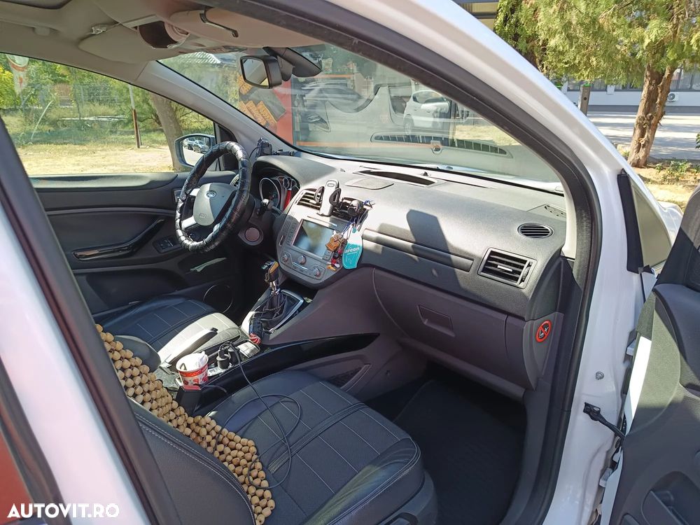 Ford Kuga 2.0 TDCi 4x4 Titanium - 8