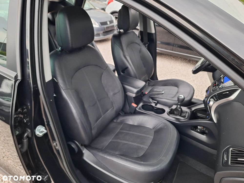 Hyundai ix35 2.0 CRDi 4WD Premium - 31