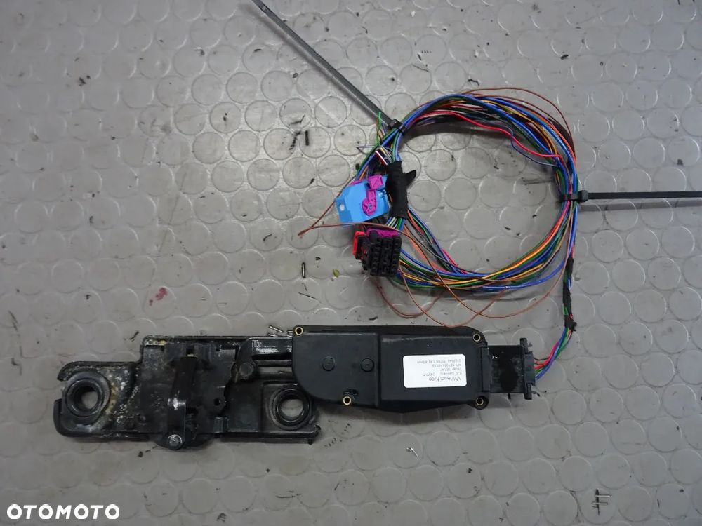 4G9827851E 4G9959107C klapa elektryczna silowniki Audi A6 C7 Avant LIFT czesci - 11